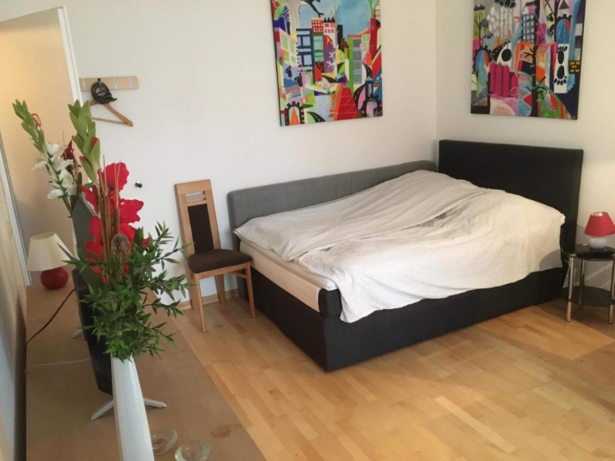 1-Zimmer-Apartment Mitten Im Friedrichshain ベルリン エクステリア 写真